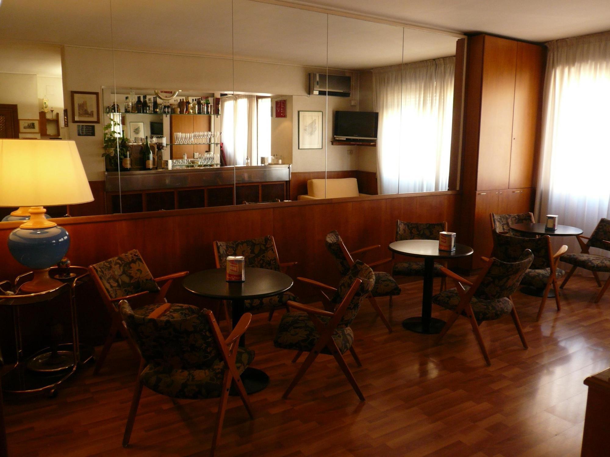 Radio Hotel Rome Exterior photo
